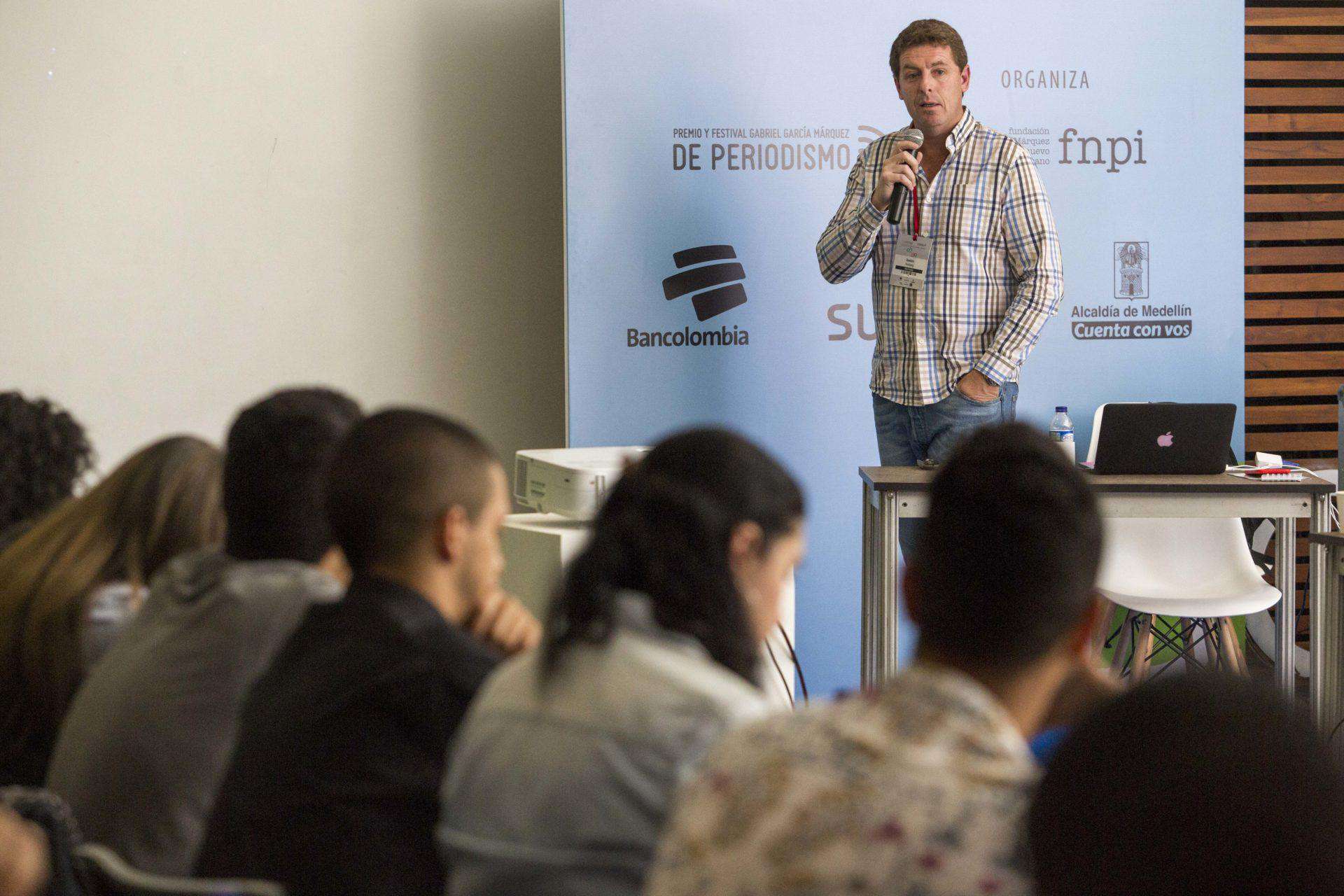 El periodista argentino Gastón Roitberg, secretario de redacción del diario La Nación, expuso los principales retos de las salas de redacción del futuro. Foto: David Estrada.