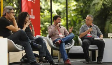 “La crónica exige una mirada y tener una postura”: Renato Cisneros
