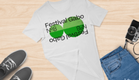 ¡Vístete de Festival Gabo Nº8!: imprime tu camiseta y descarga nuestros fondos de pantalla